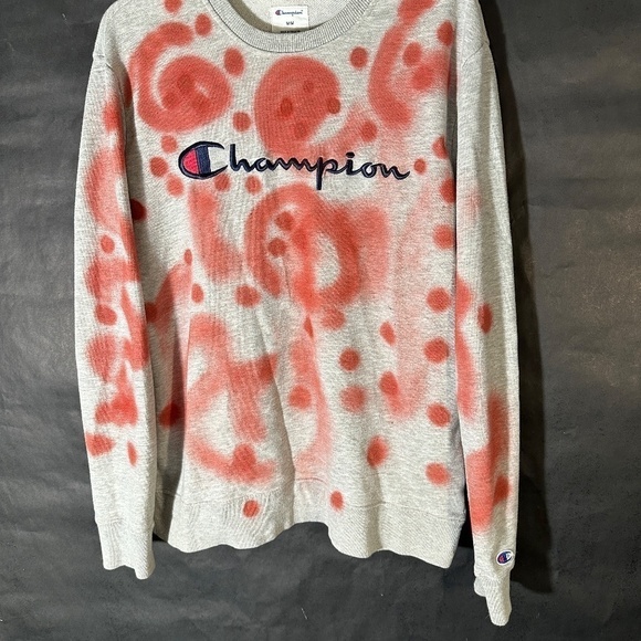 Champion 90s Style Graffiti Sport Athletic Gray Long Sleeve Workout Sweater - Picture 4 of 9